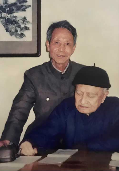 迟明老师的照片，单击鼠标查看大图！